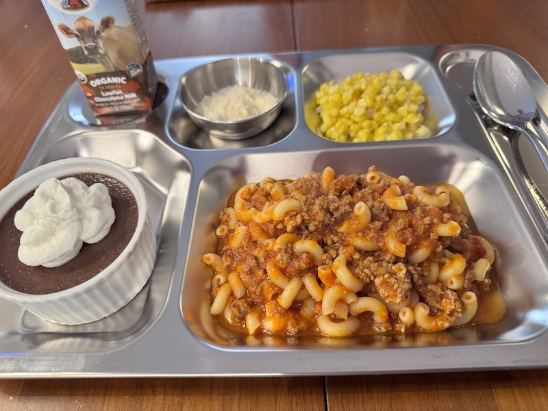 Cafeteria Style Mac and Beef