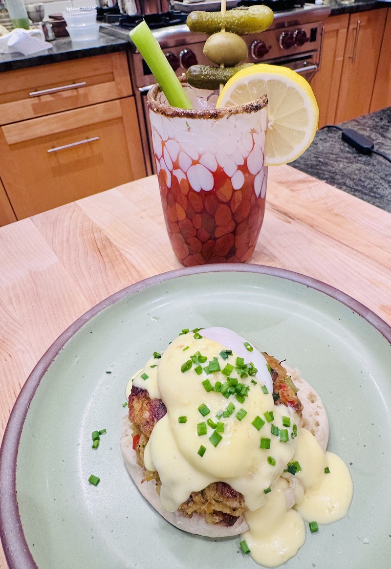 Crab Cake Eggs Benedict